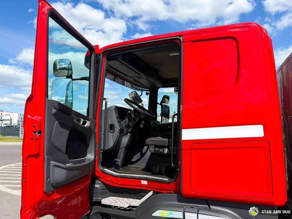 Caminhão Scania  D 320 FIRE BRIGADE Tank 12,000 Litres: foto 10