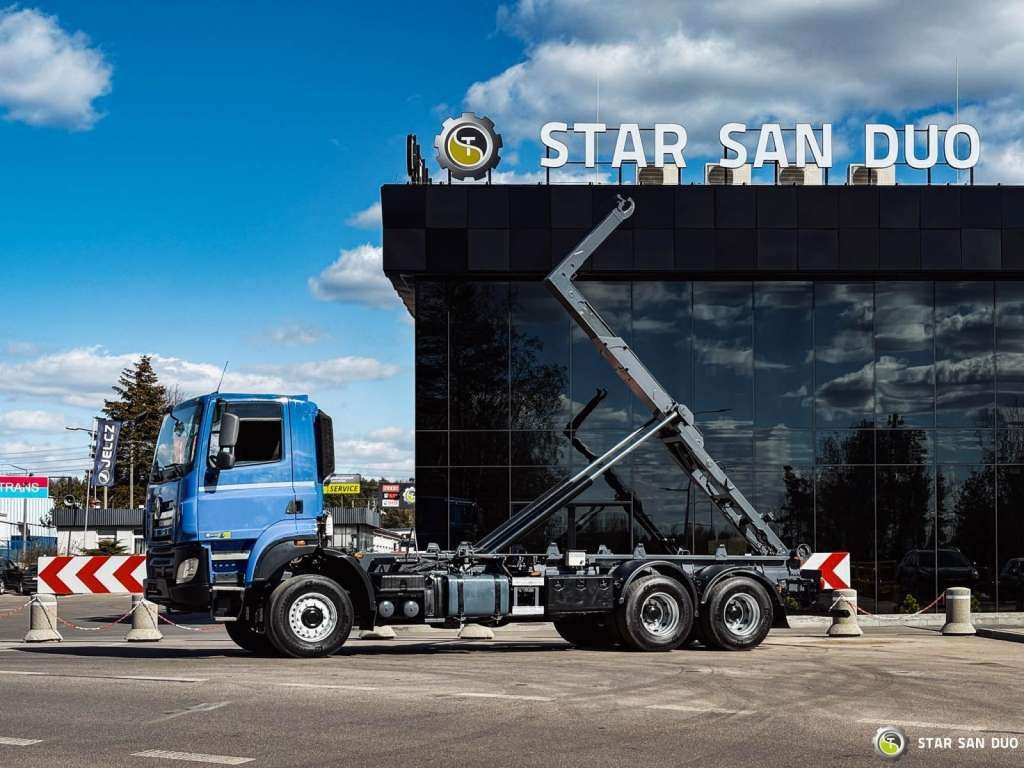 Tatra T158 PHOENIX 6x6 Euro 6 - Caminhão: foto 2 Tatra T158 PHOENIX 6x6 Euro 6 - Caminhão: foto 2