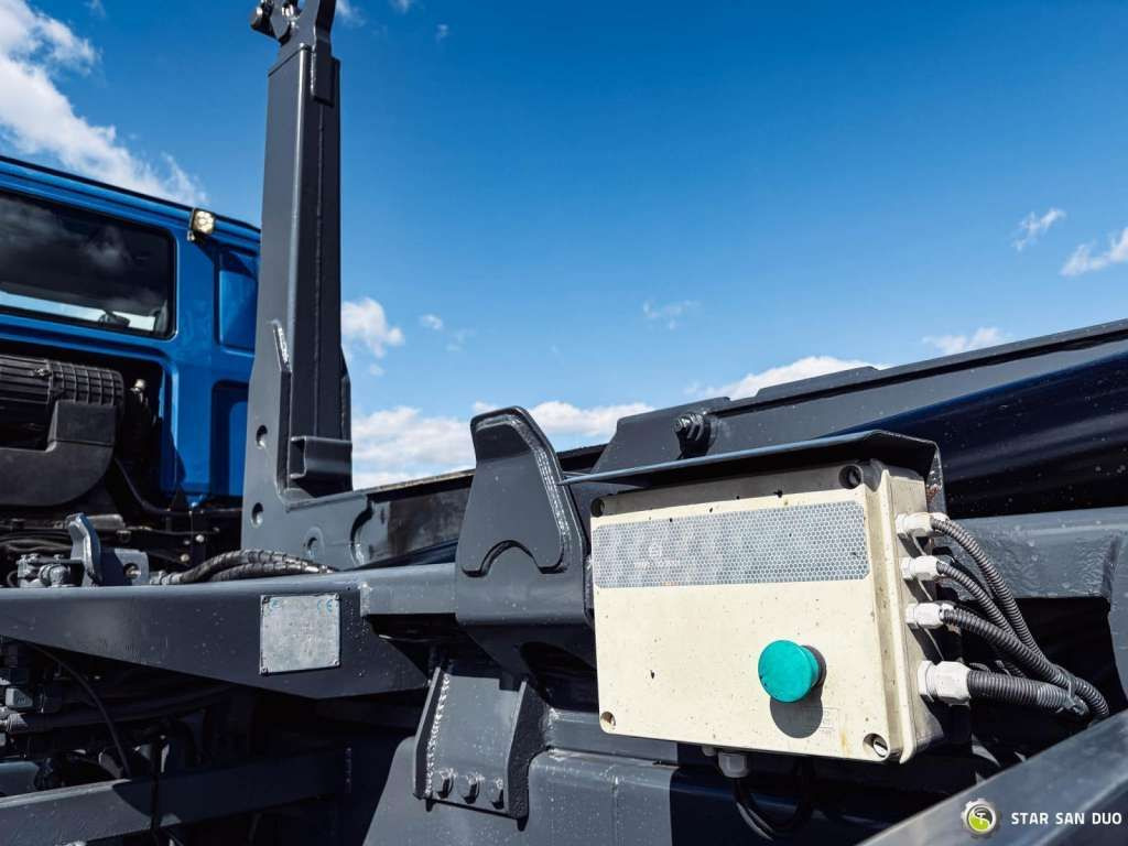Caminhão Tatra  T158 PHOENIX 6x6 Euro 6: foto 23