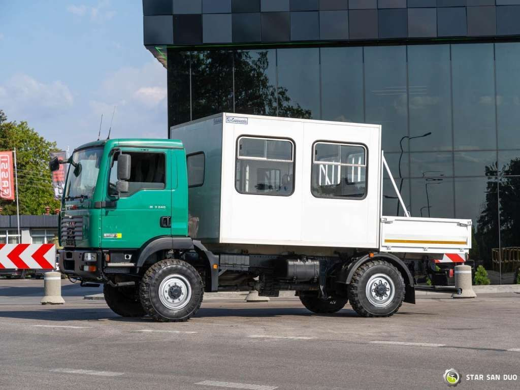 MAN TGM 13.240 4x4 BL Double Cab Camper BUS - Caminhão chassi: foto 4 MAN TGM 13.240 4x4 BL Double Cab Camper BUS - Caminhão chassi: foto 4