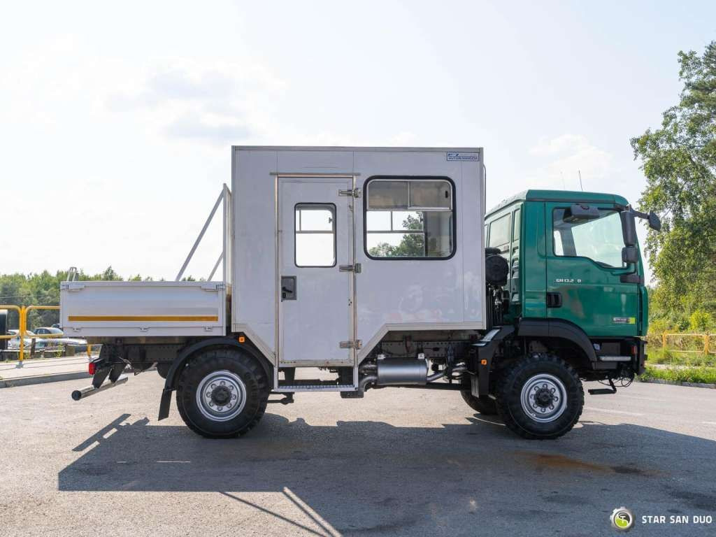 MAN TGM 13.240 4x4 BL Double Cab Camper BUS - Caminhão chassi: foto 2 MAN TGM 13.240 4x4 BL Double Cab Camper BUS - Caminhão chassi: foto 2