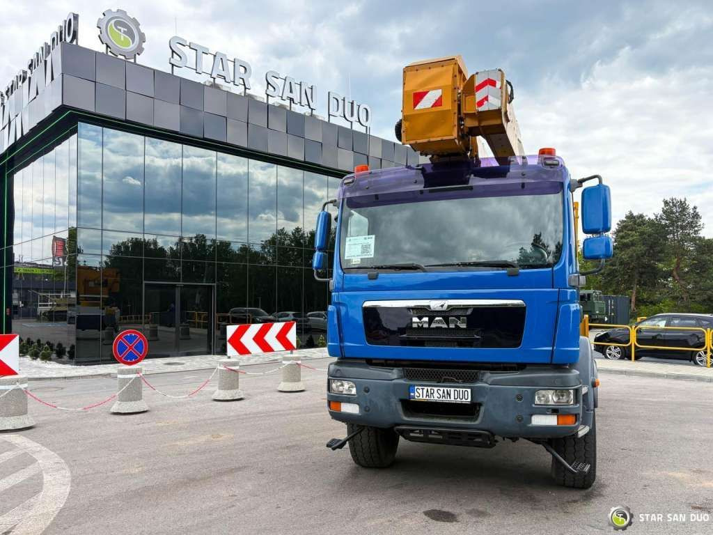 MAN TGM 18.330 4x4 MULTITEL J335 Truck Mounted Lift - Caminhão com plataforma aérea: foto 4 MAN TGM 18.330 4x4 MULTITEL J335 Truck Mounted Lift - Caminhão com plataforma aérea: foto 4