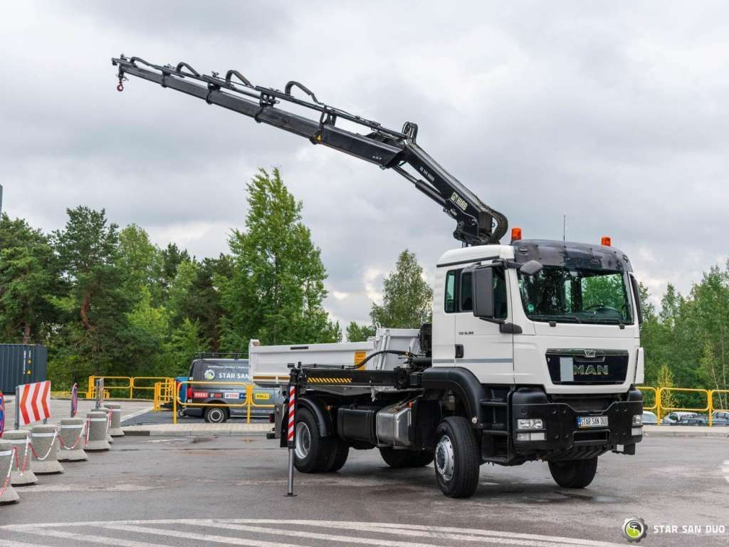 MAN TGS 18.360 4x4 HIAB 144 E-4 Crane Kipper - Caminhão basculante: foto 4 MAN TGS 18.360 4x4 HIAB 144 E-4 Crane Kipper - Caminhão basculante: foto 4
