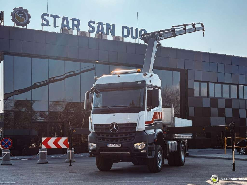 Mercedes-Benz AROCS 1851 4x4 PALFINGER PK 20002 Crane Kran - Caminhão grua: foto 1 Mercedes-Benz AROCS 1851 4x4 PALFINGER PK 20002 Crane Kran - Caminhão grua: foto 1