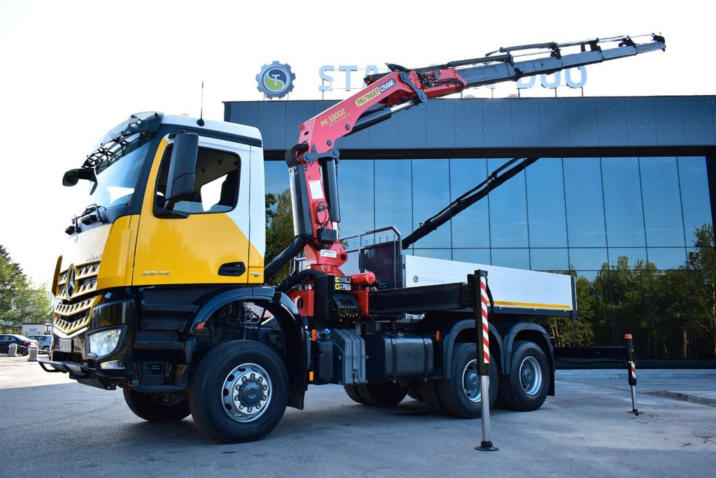 Mercedes-Benz AROCS 3345 6x6 PALFINGER PK 33002 EURO 6 KRAN - Caminhão grua, Camião de caixa aberta/ Plataforma: foto 2 Mercedes-Benz AROCS 3345 6x6 PALFINGER PK 33002 EURO 6 KRAN - Caminhão grua, Camião de caixa aberta/ Plataforma: foto 2