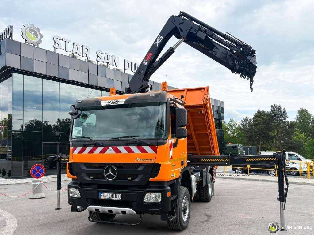 Mercedes-Benz Actros 1841 AK 4x4 Hiab 288E-7 Crane Kipper - Caminhão grua: foto 4 Mercedes-Benz Actros 1841 AK 4x4 Hiab 288E-7 Crane Kipper - Caminhão grua: foto 4
