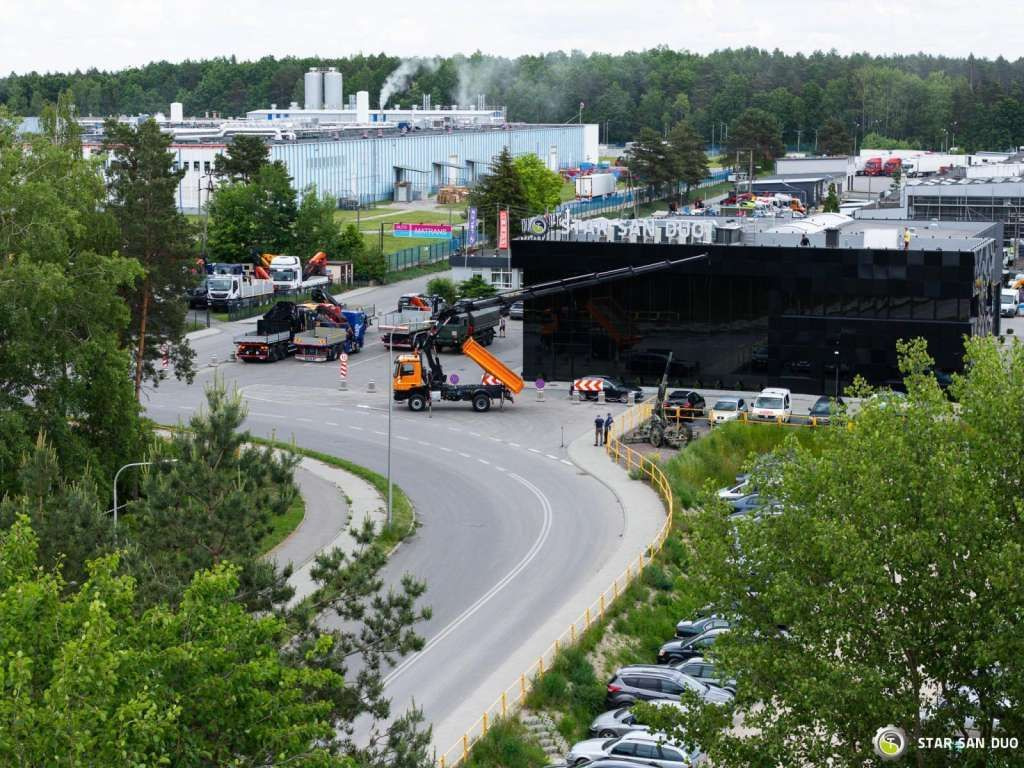 Locação de  Mercedes-Benz  Actros 1841 AK 4x4 Hiab 288E-7 Crane Kipper Mercedes-Benz  Actros 1841 AK 4x4 Hiab 288E-7 Crane Kipper: foto 8