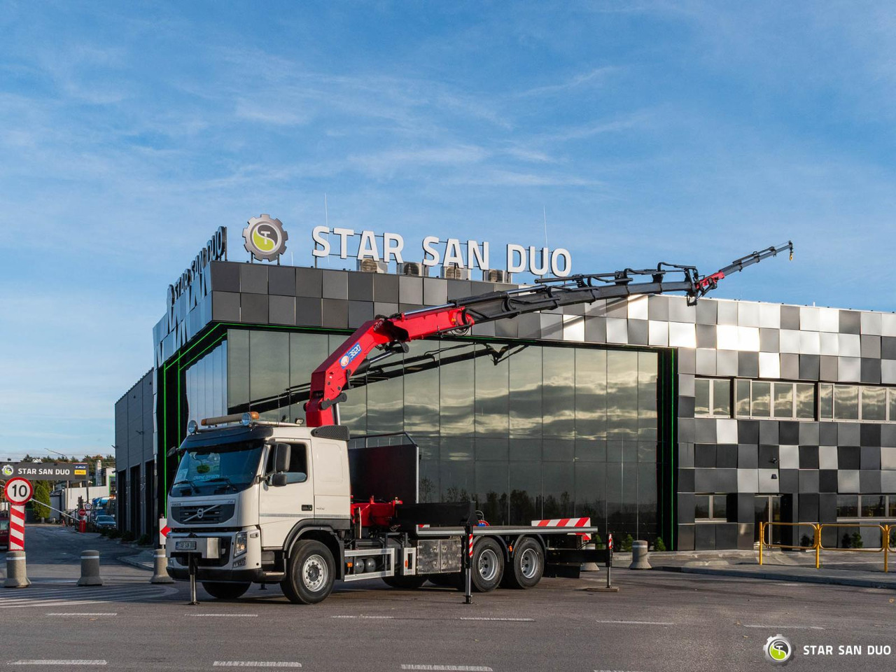 - Caminhão grua: foto 5 - Caminhão grua: foto 5