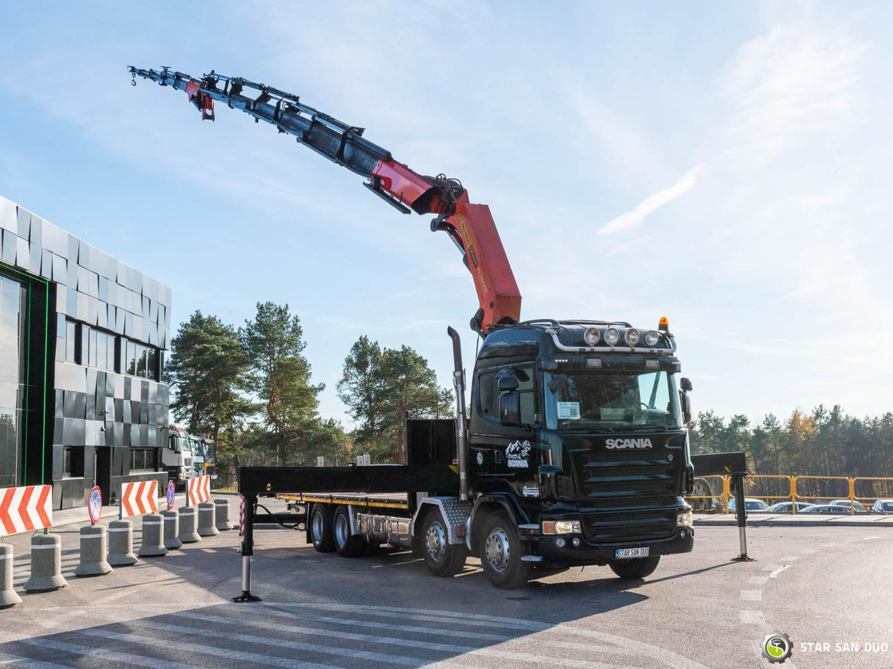 - Caminhão grua: foto 2 - Caminhão grua: foto 2