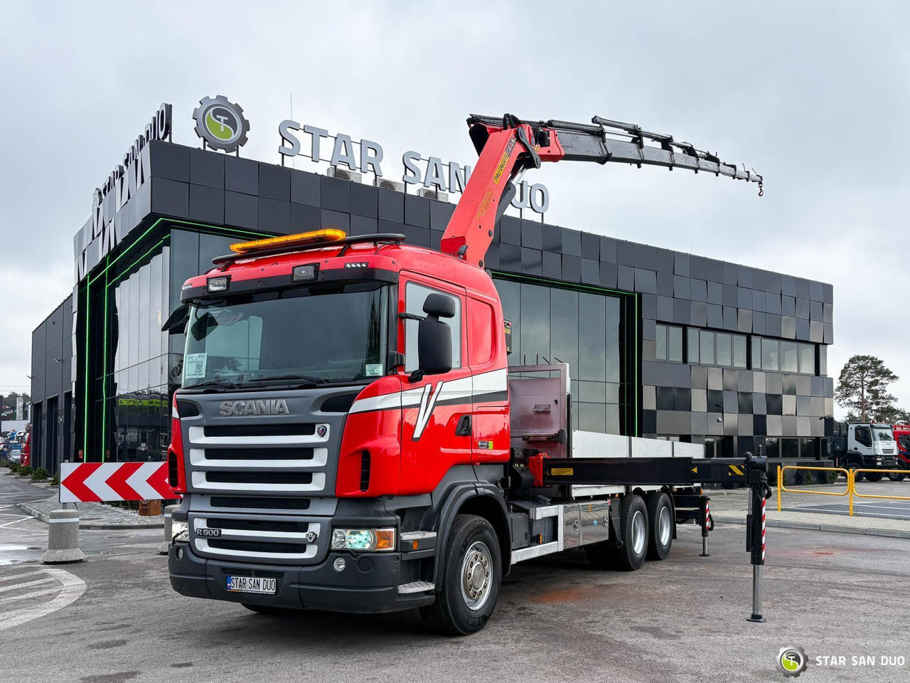 - Caminhão grua: foto 4 - Caminhão grua: foto 4