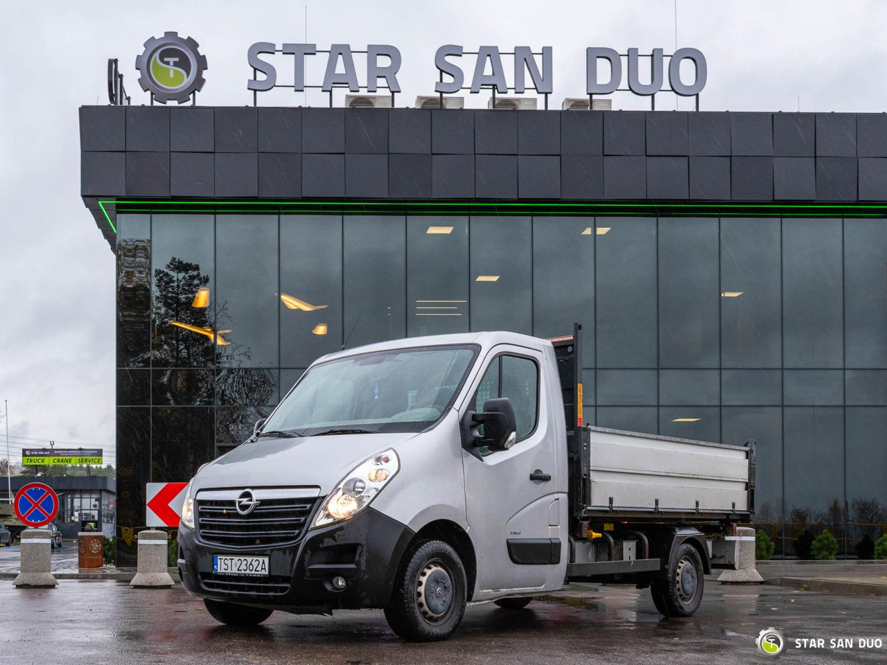 - Caminhão basculante: foto 1 - Caminhão basculante: foto 1