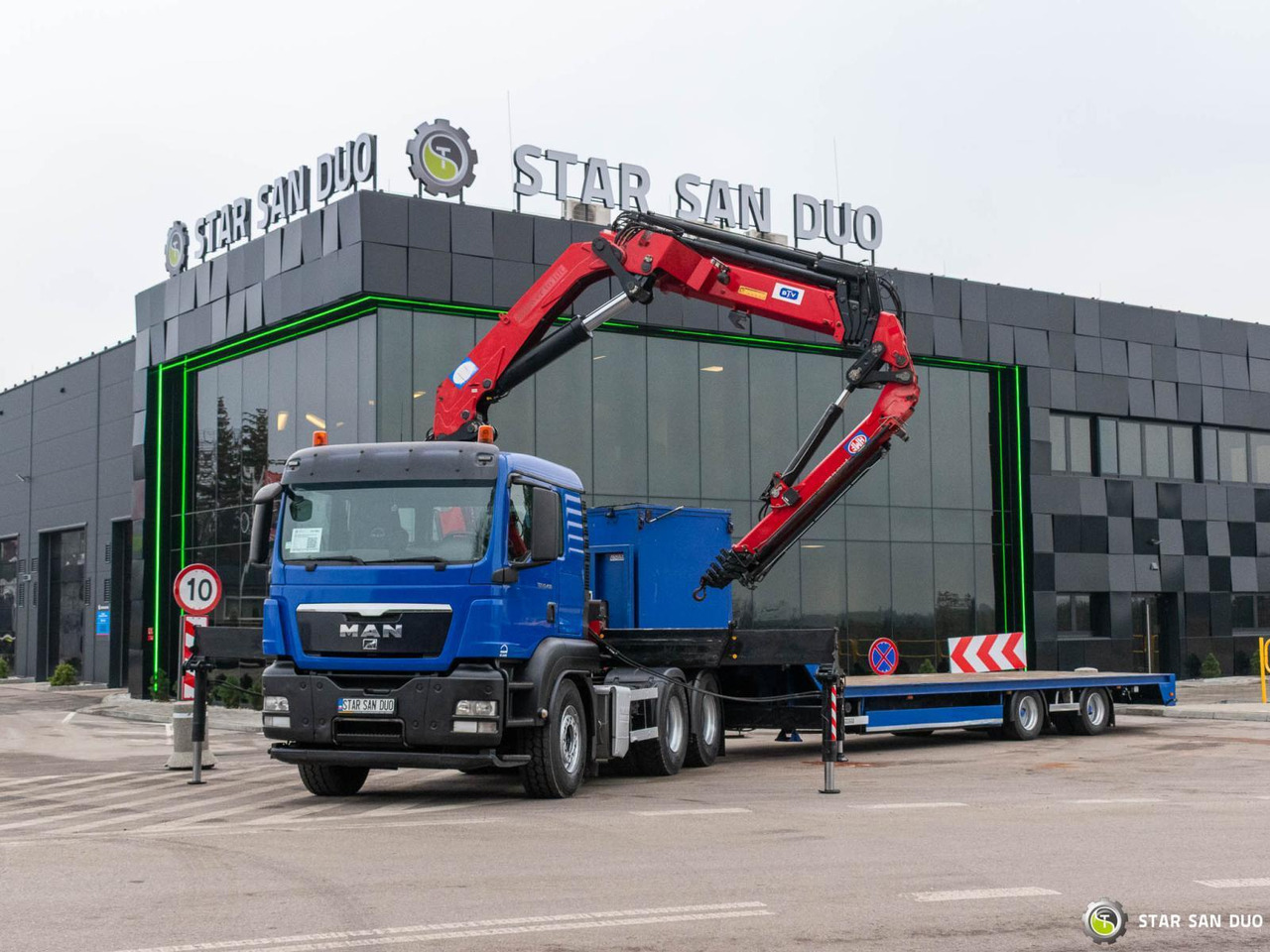 - Caminhão grua: foto 5 - Caminhão grua: foto 5