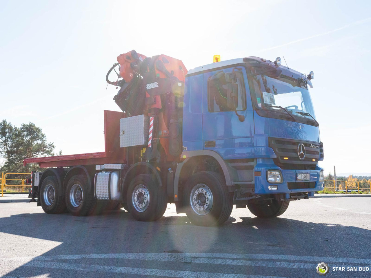 Caminhão grua : foto 13 Caminhão grua : foto 13