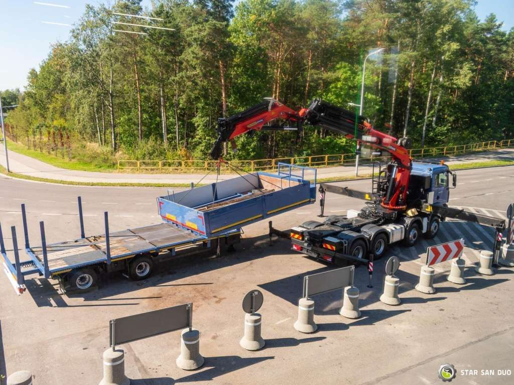 MAN TGA 35.440 8X6H PALFINGER 60002 Semi-trailer - Tractor: foto 4 MAN TGA 35.440 8X6H PALFINGER 60002 Semi-trailer - Tractor: foto 4