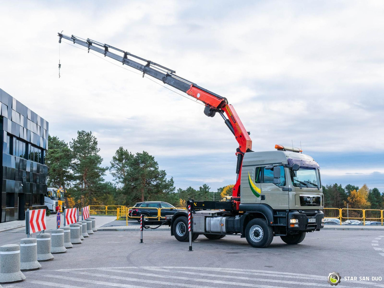 - Tractor: foto 2 - Tractor: foto 2