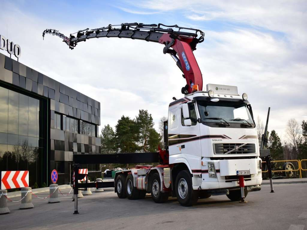 Volvo FH 520 8x2 EFFER 850 Fly Jib Winch 5th - Caminhão grua, Tractor: foto 3 Volvo FH 520 8x2 EFFER 850 Fly Jib Winch 5th - Caminhão grua, Tractor: foto 3
