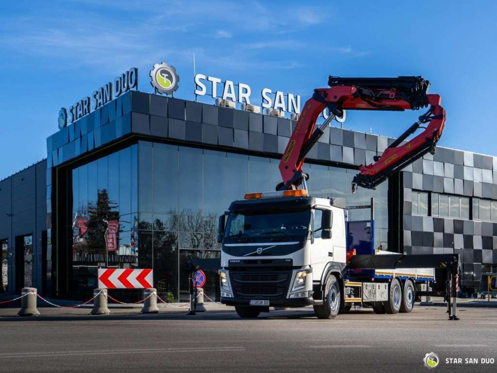 Volvo FM 460 6x2 PALFINGER PK 42002 FLY JIB Crane Eu - Caminhão grua: foto 2 Volvo FM 460 6x2 PALFINGER PK 42002 FLY JIB Crane Eu - Caminhão grua: foto 2