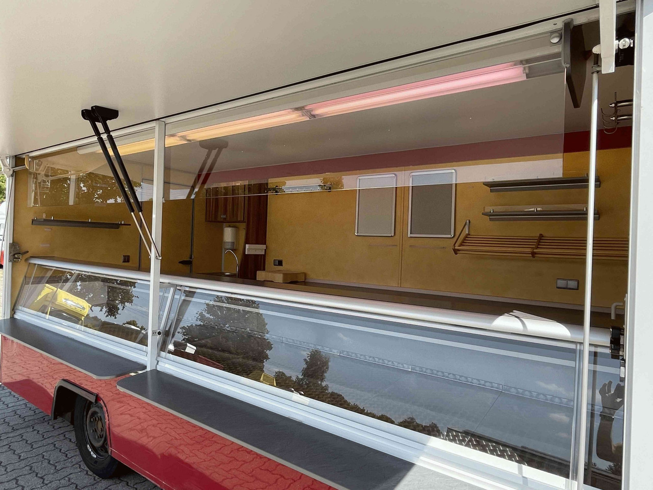 Mobil BORCO HÖHNS - Food truck: foto 4 Mobil BORCO HÖHNS - Food truck: foto 4