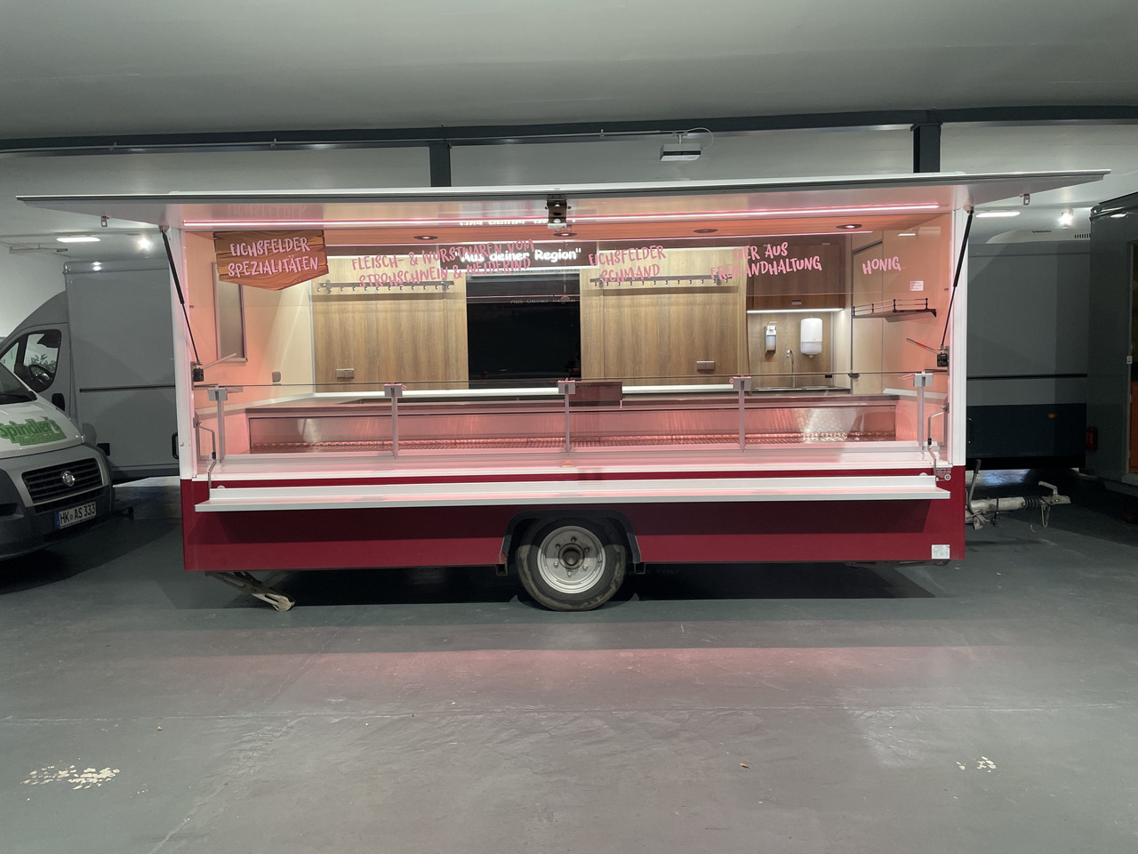 Verkaufsanhänger BORCO HÖHNS - Roulote bar: foto 1 Verkaufsanhänger BORCO HÖHNS - Roulote bar: foto 1