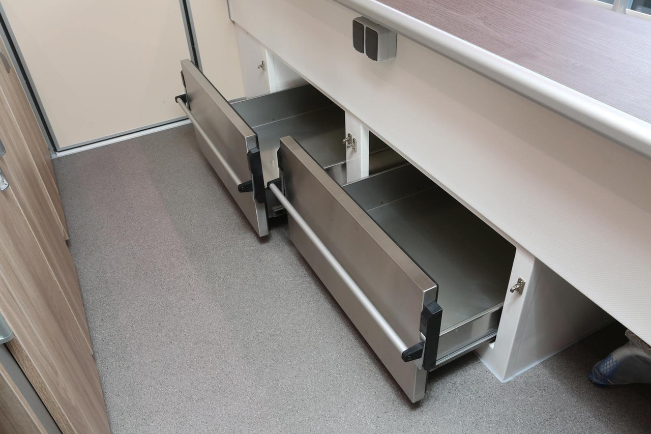 Verkaufsanhänger BORCO HÖHNS - Roulote bar: foto 2 Verkaufsanhänger BORCO HÖHNS - Roulote bar: foto 2