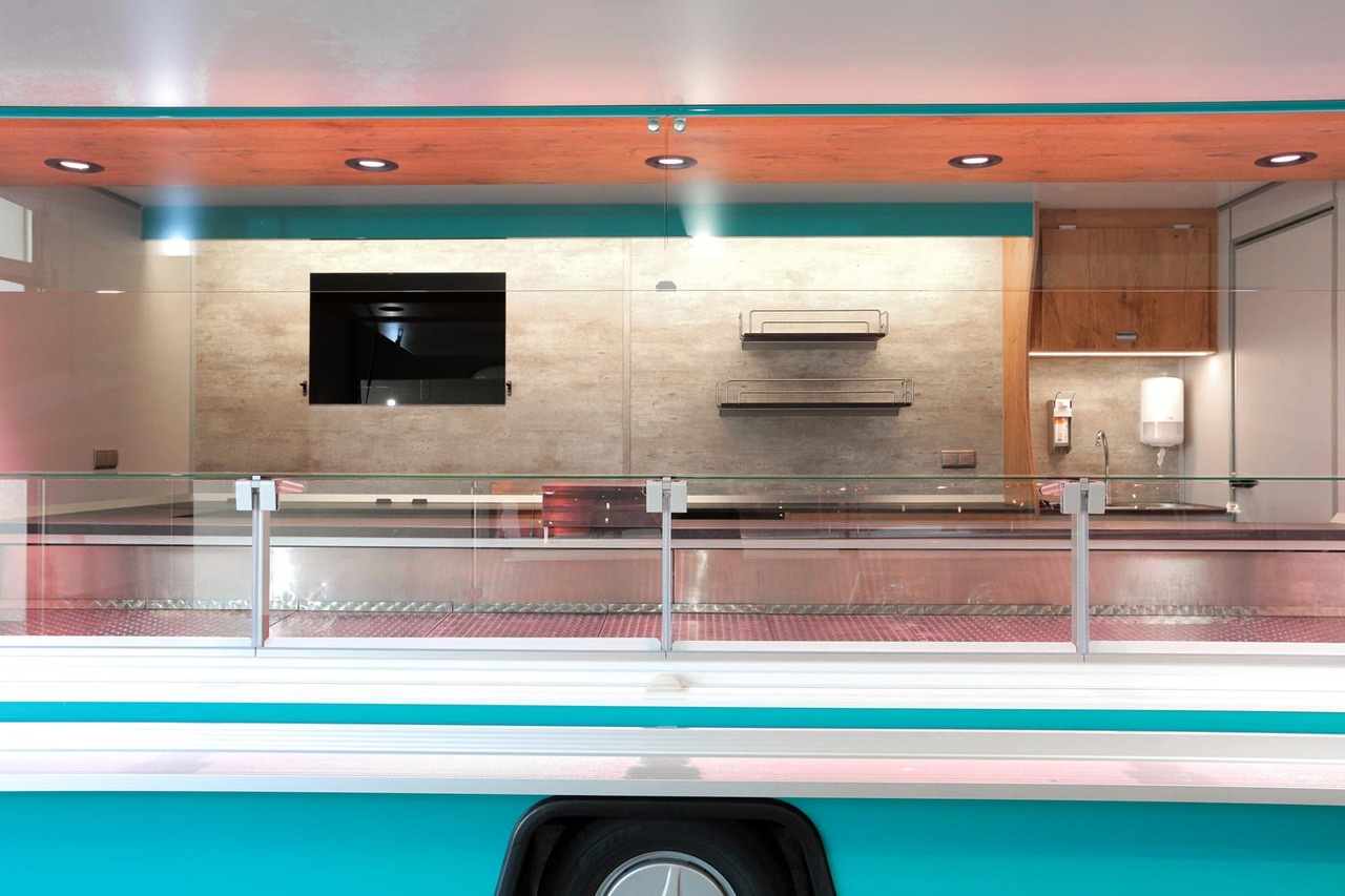 Verkaufsanhänger BORCO HÖHNS - Roulote bar: foto 3 Verkaufsanhänger BORCO HÖHNS - Roulote bar: foto 3