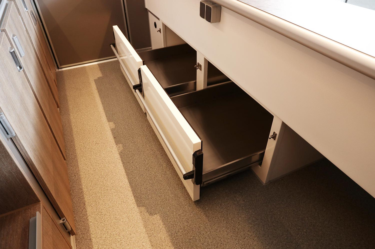 Verkaufsanhänger BORCO HÖHNS - Roulote bar: foto 5 Verkaufsanhänger BORCO HÖHNS - Roulote bar: foto 5