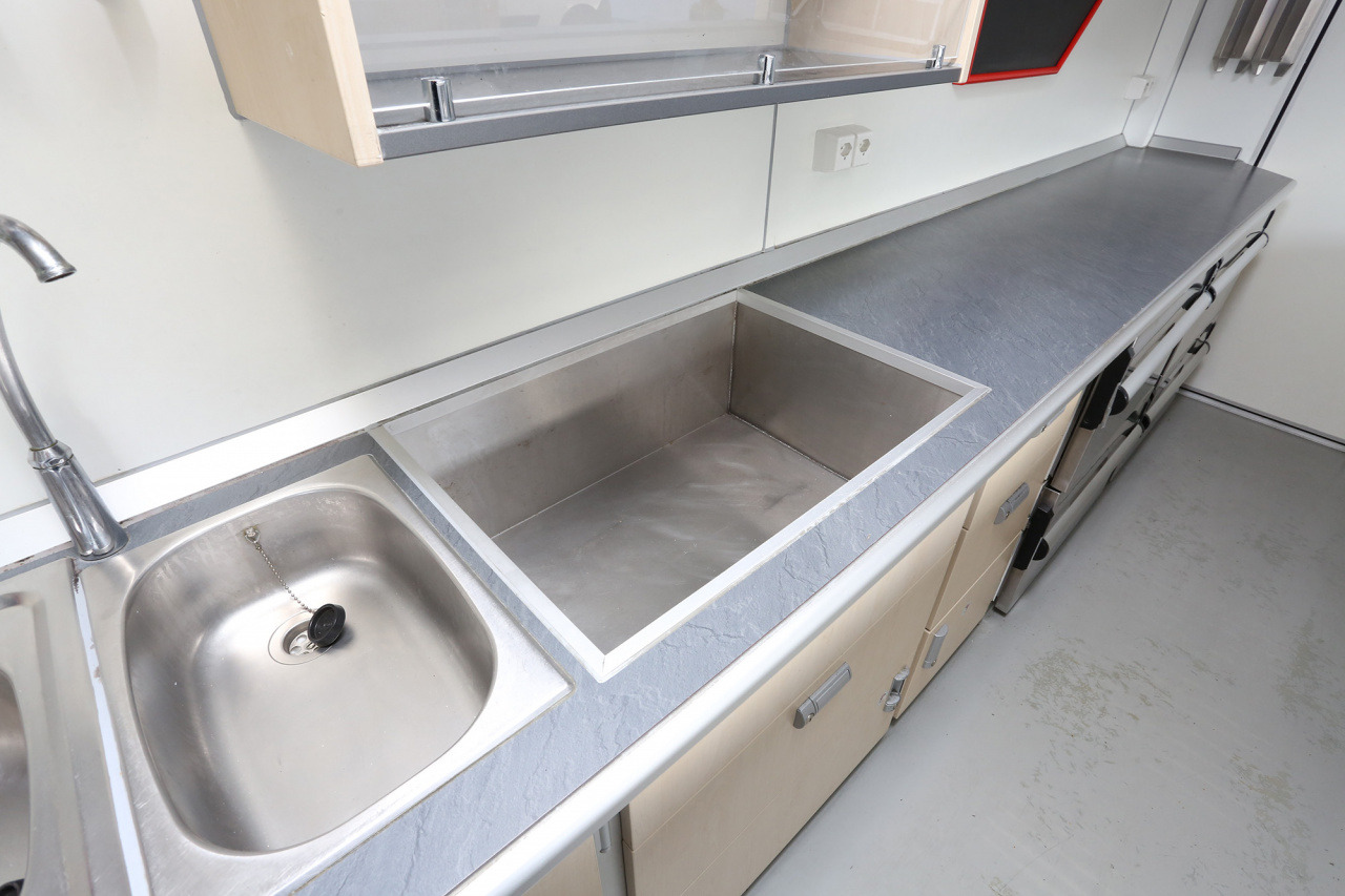 Roulote bar Verkaufsanhänger BORCO HÖHNS: foto 18