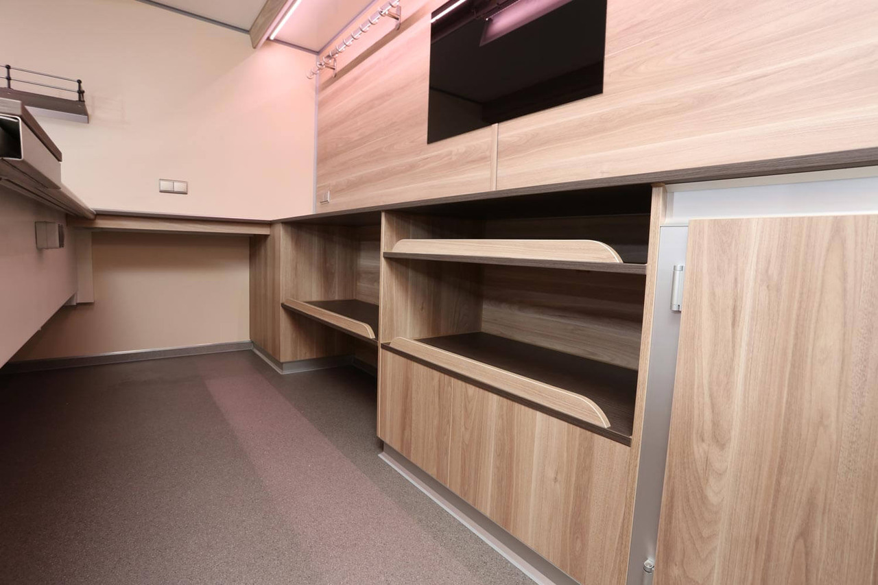 Verkaufsanhänger BORCO HÖHNS - Roulote bar: foto 3 Verkaufsanhänger BORCO HÖHNS - Roulote bar: foto 3