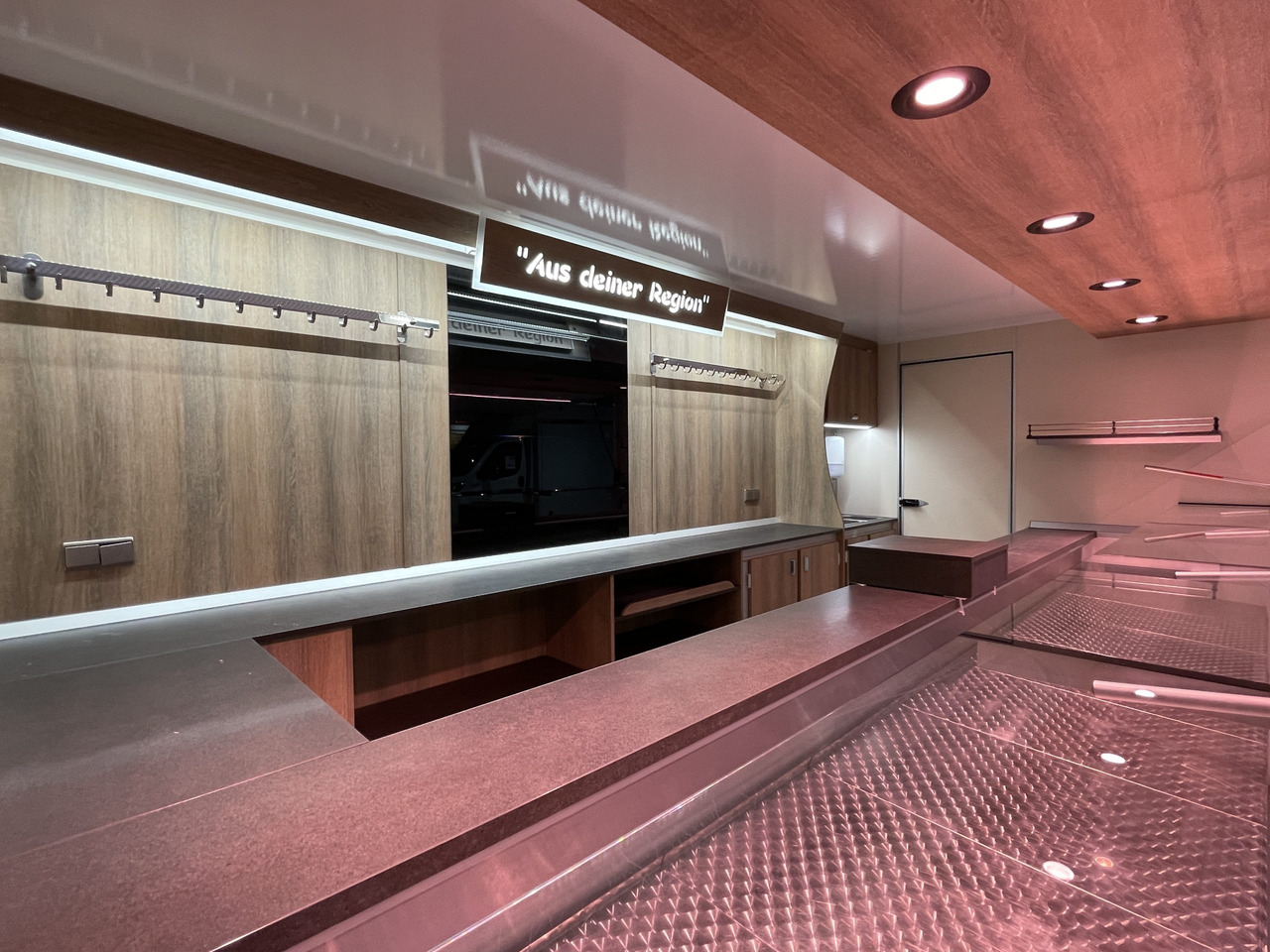 Verkaufsanhänger BORCO HÖHNS - Roulote bar: foto 4 Verkaufsanhänger BORCO HÖHNS - Roulote bar: foto 4