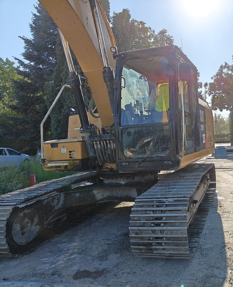 Escavadora de rastos CATERPILLAR 320 F: foto 7 Escavadora de rastos CATERPILLAR 320 F: foto 7