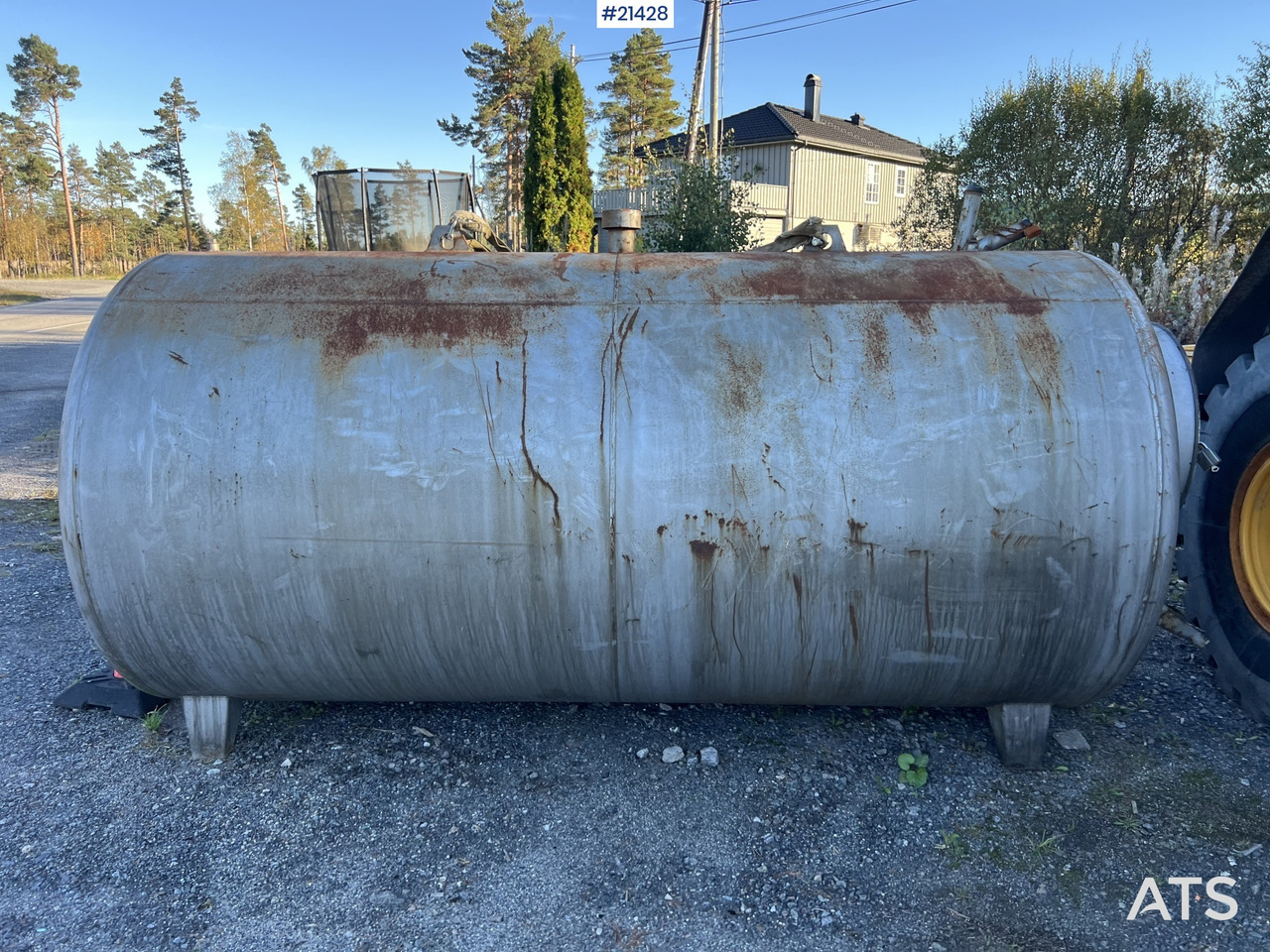 6000 liter diesel tank m/ pumpe og teller - Depósito de armazenamento: foto 2 6000 liter diesel tank m/ pumpe og teller - Depósito de armazenamento: foto 2