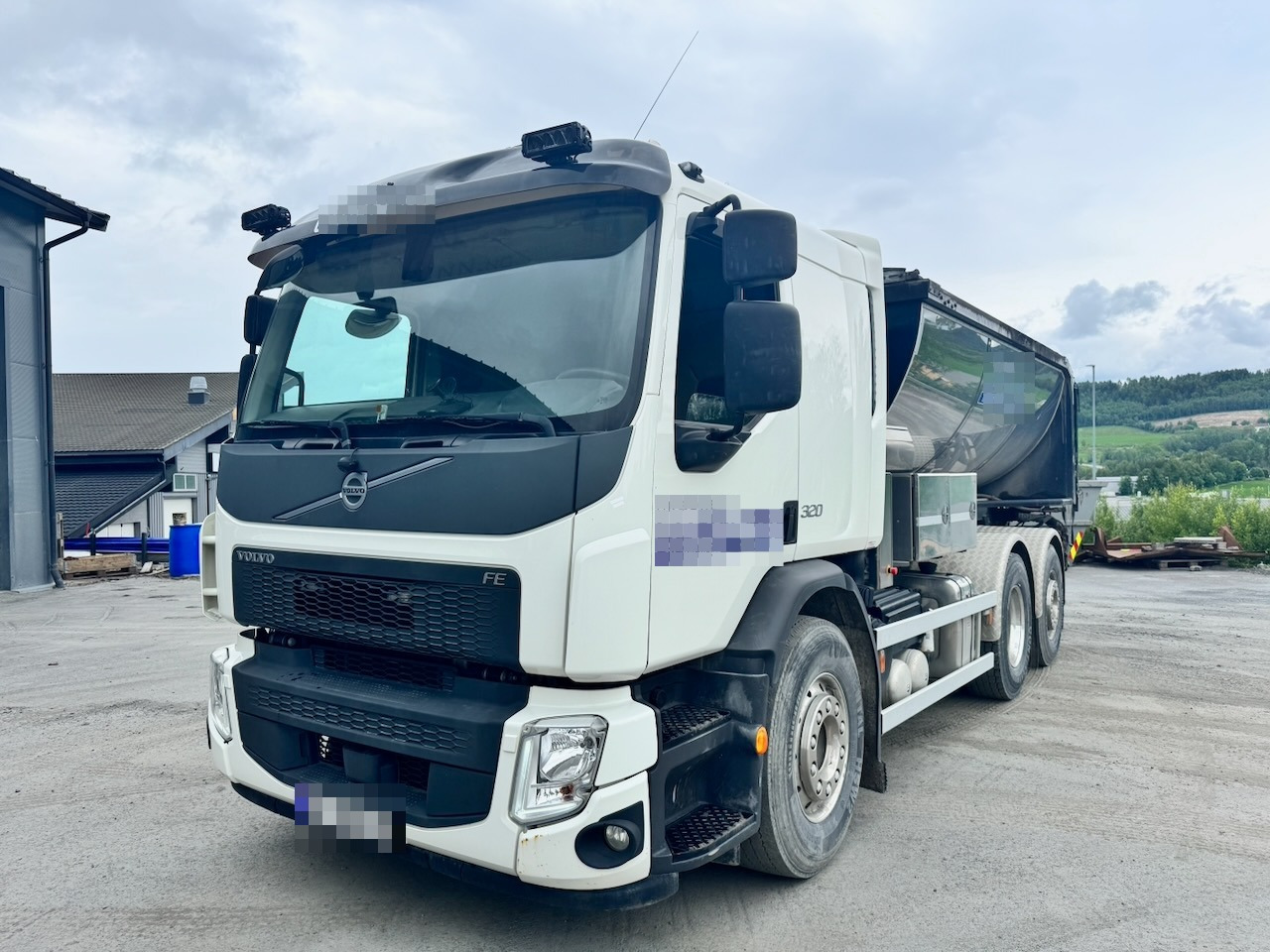 Volvo FE320 - Caminhão, Máquina de asfalto: foto 2 Volvo FE320 - Caminhão, Máquina de asfalto: foto 2