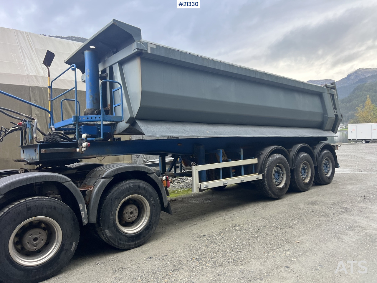 Carnehl 3 akslet tippsemi - Semireboque basculante: foto 4 Carnehl 3 akslet tippsemi - Semireboque basculante: foto 4