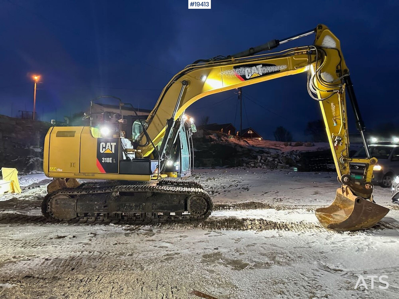 Escavadeira Caterpillar 318EL: foto 6