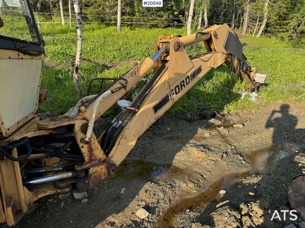 Ford 555 Traktorgraver m/ 2 frontskuffer og 2 graveskuffer - Retroescavadeira: foto 5 Ford 555 Traktorgraver m/ 2 frontskuffer og 2 graveskuffer - Retroescavadeira: foto 5