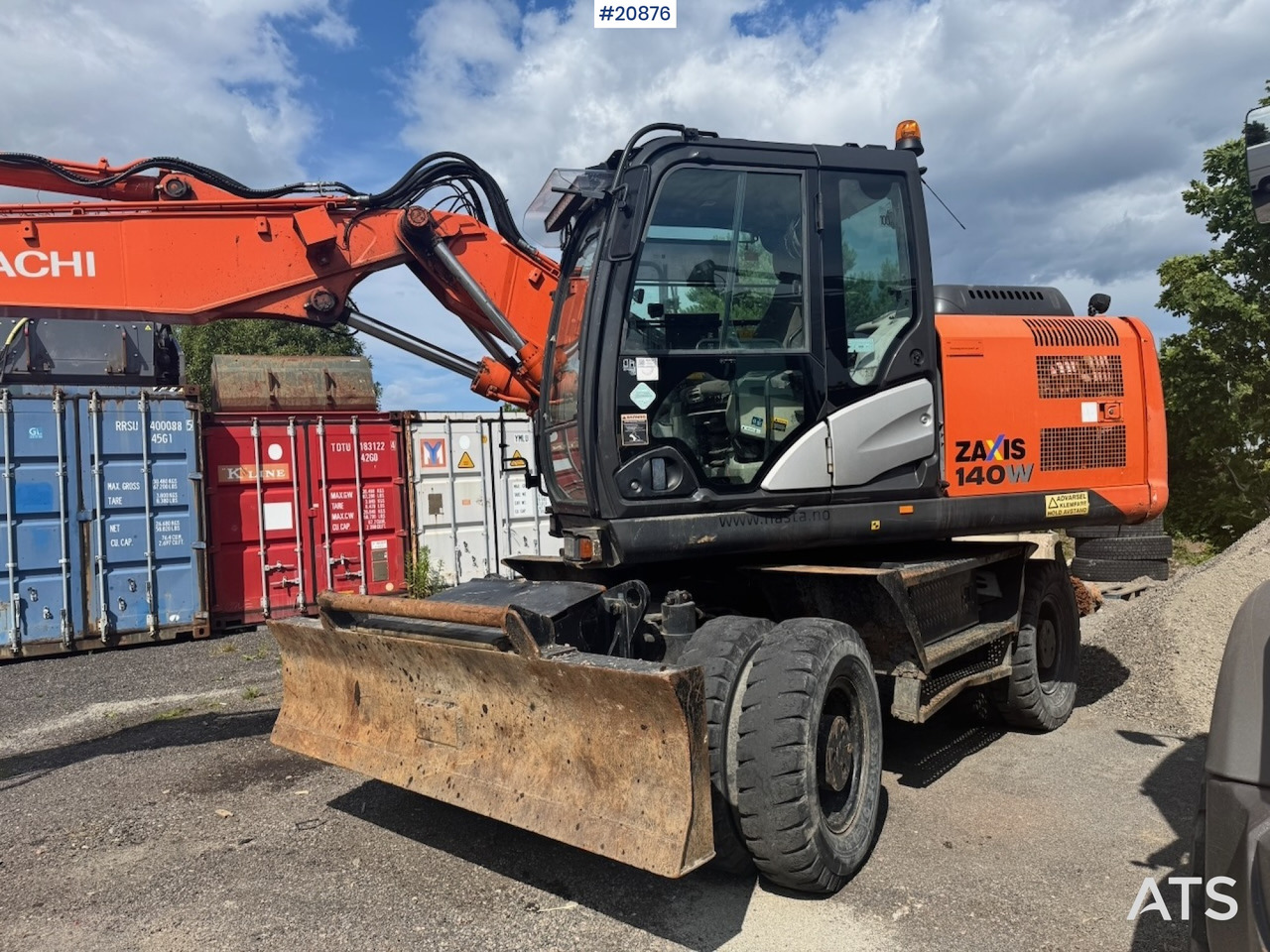 Hitachi ZX140W-5B - Escavadeira de rodas: foto 4 Hitachi ZX140W-5B - Escavadeira de rodas: foto 4