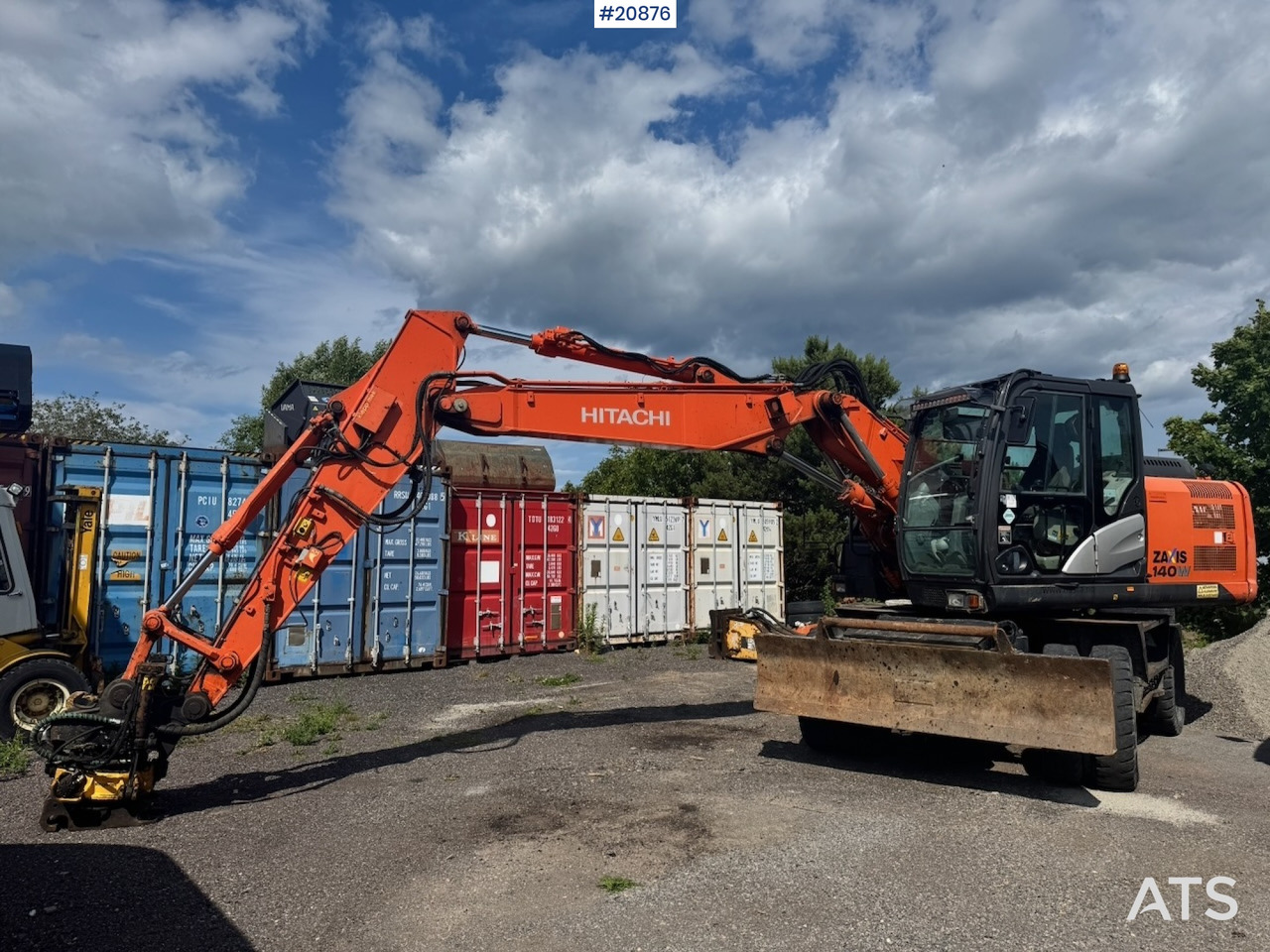Hitachi ZX140W-5B - Escavadeira de rodas: foto 1 Hitachi ZX140W-5B - Escavadeira de rodas: foto 1