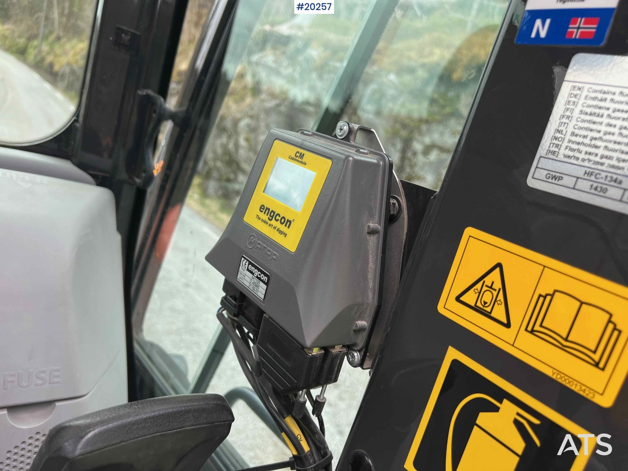 Escavadeira Hitachi ZX85 US-6: foto 23