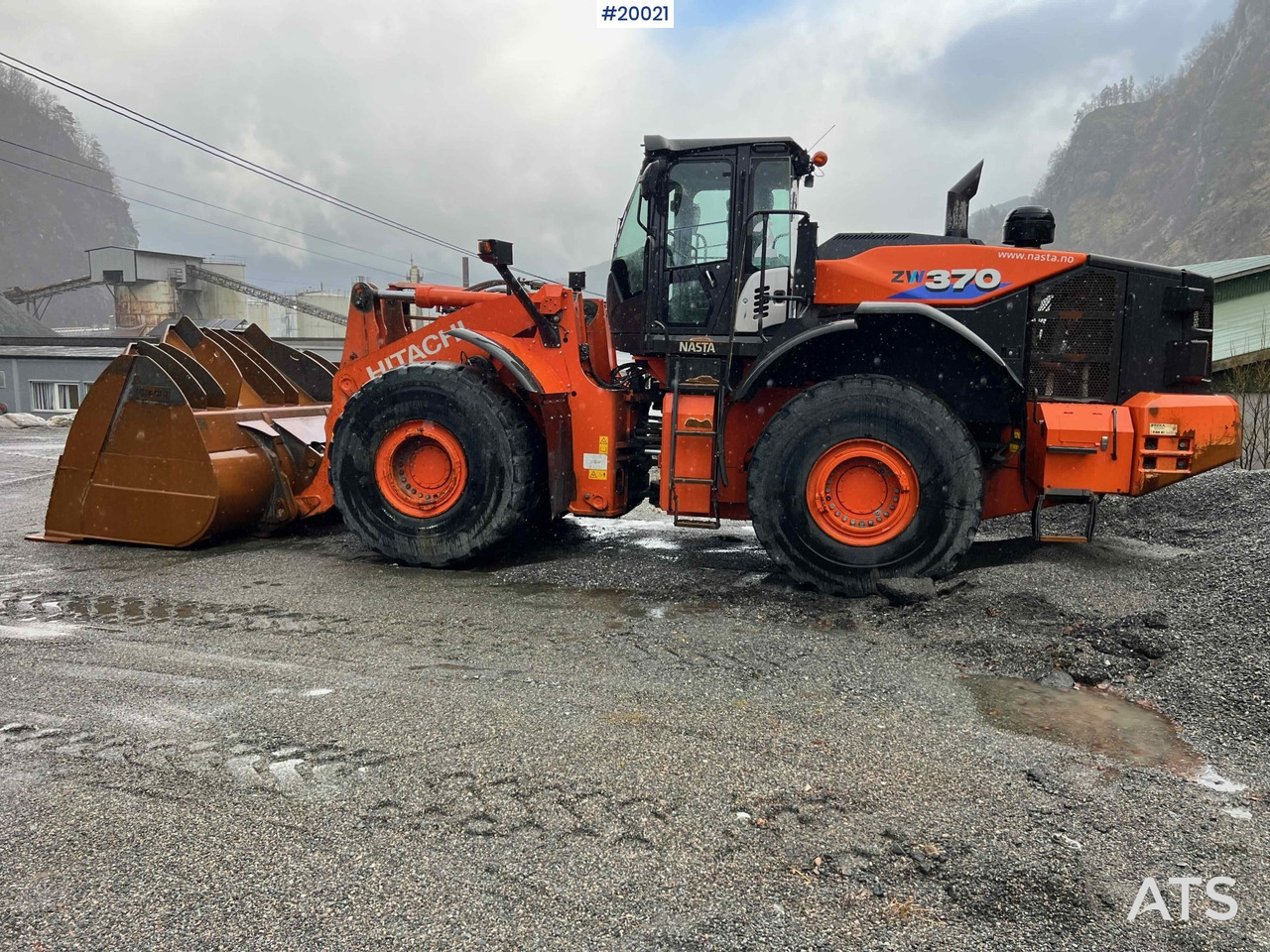 Hitachi zw370-6 - Carregadeira de rodas: foto 5 Hitachi zw370-6 - Carregadeira de rodas: foto 5