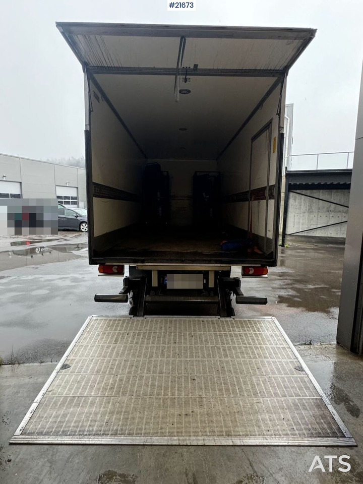 Iveco 75E-210 4x2 skapbil m/ lift SE VIDEO - Caminhão furgão: foto 4 Iveco 75E-210 4x2 skapbil m/ lift SE VIDEO - Caminhão furgão: foto 4