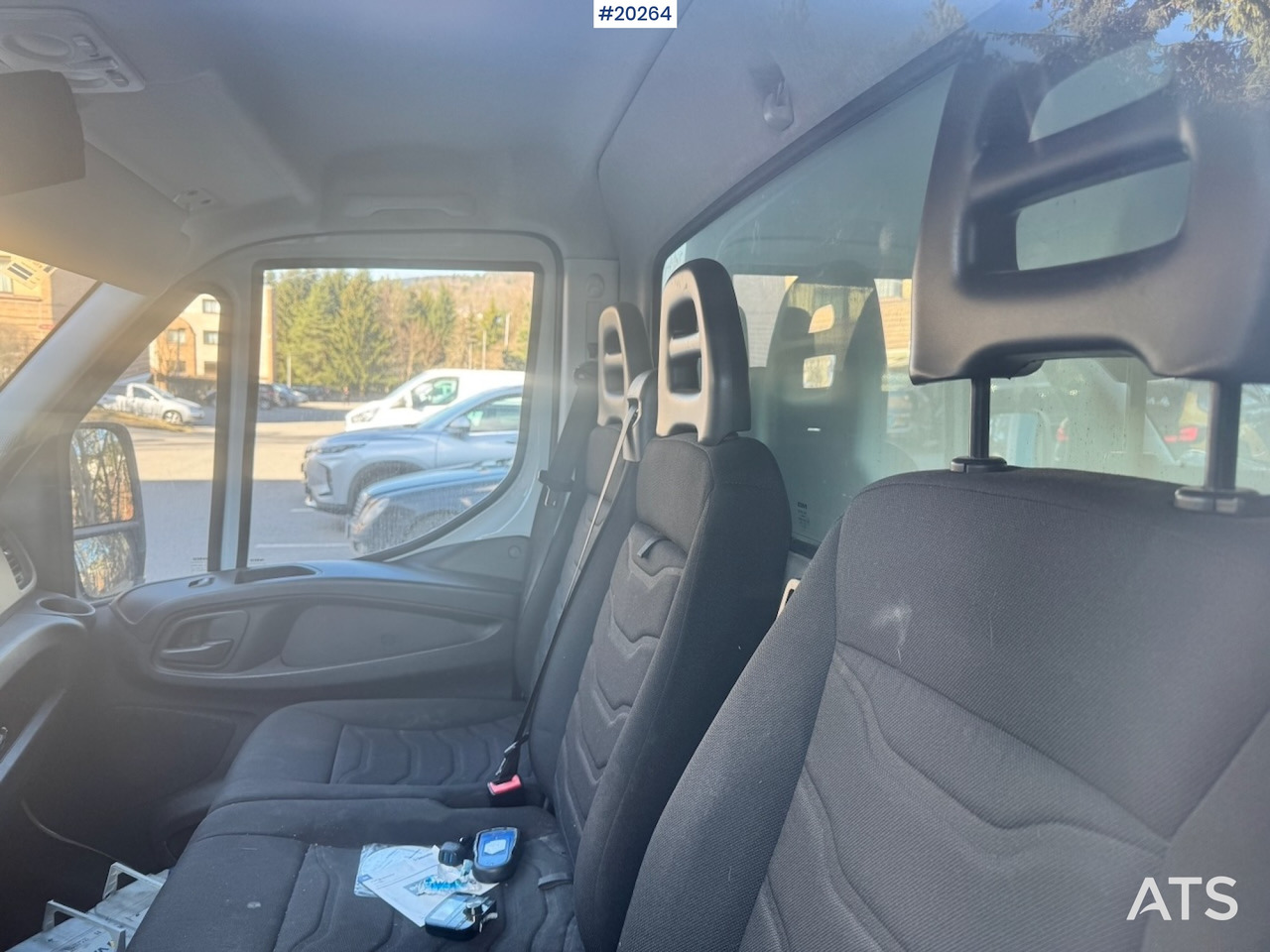 Carrinha de contentor Iveco Daily 35-130: foto 22