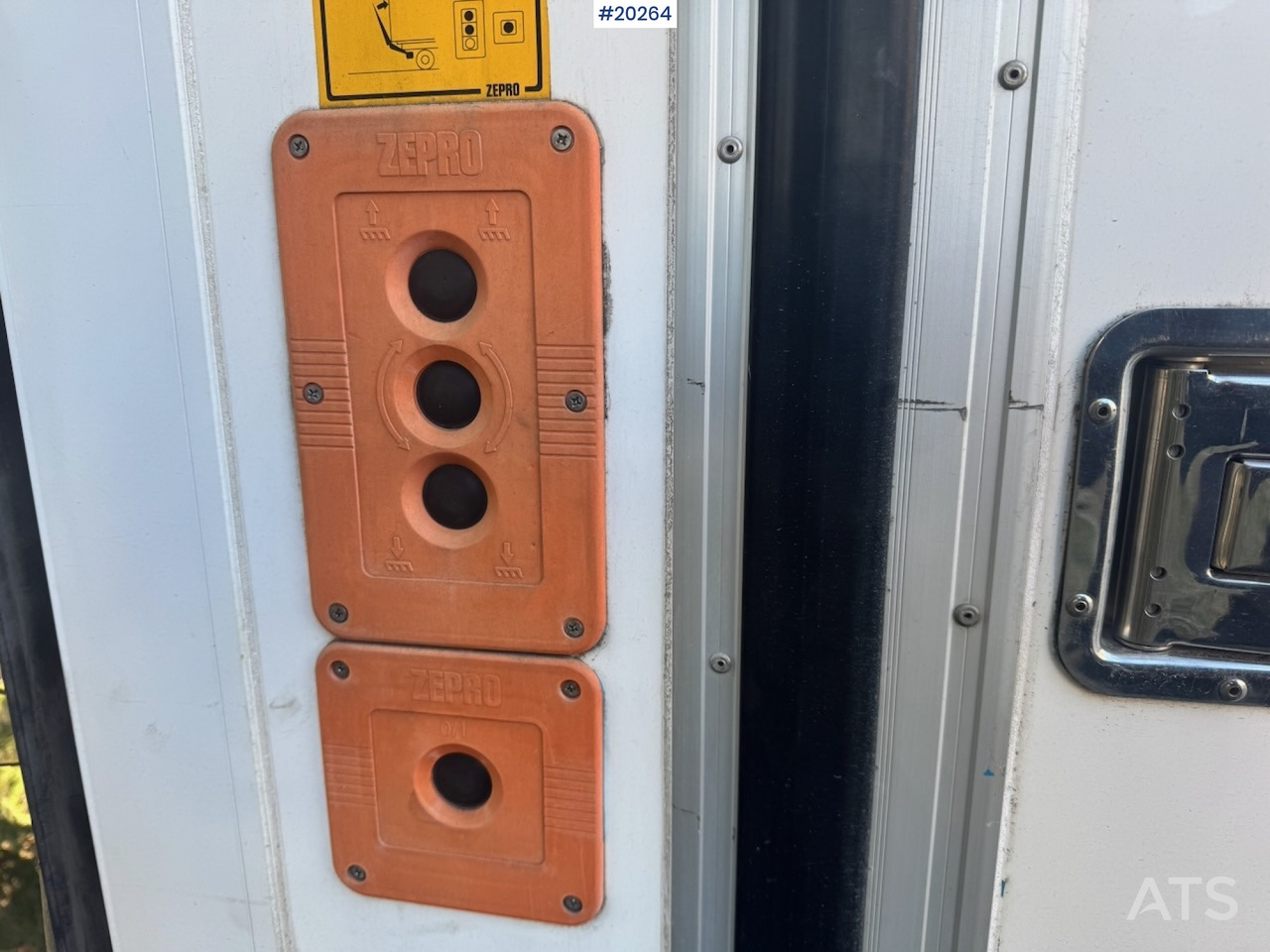 Carrinha de contentor Iveco Daily 35-130: foto 19