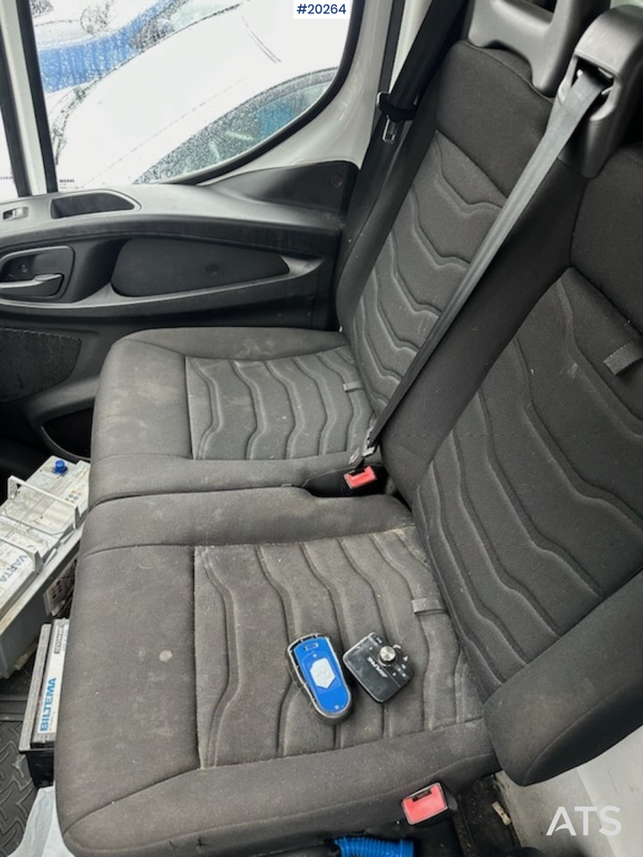 Carrinha de contentor Iveco Daily 35-130: foto 23