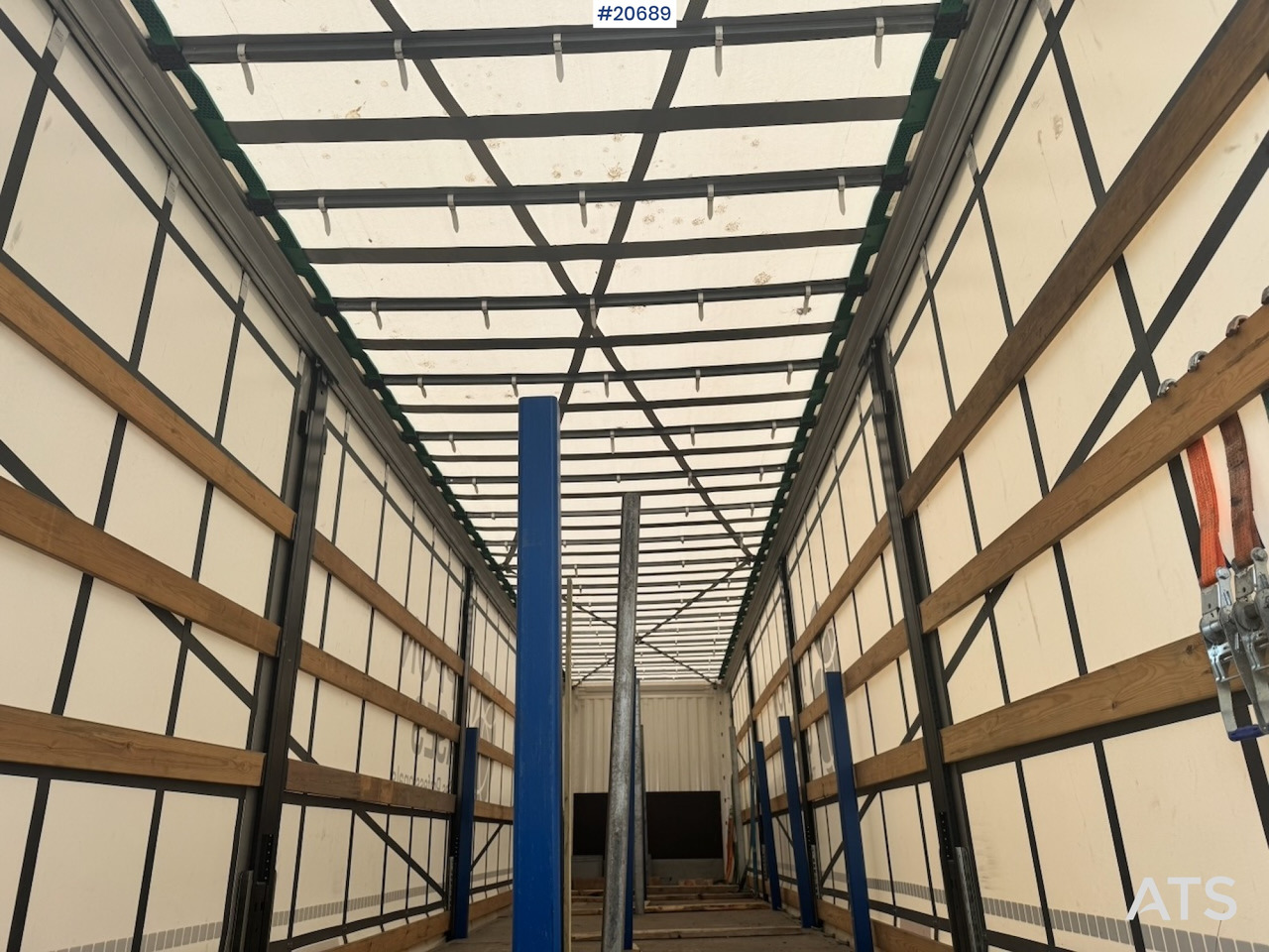 Semi-reboque de lona Kaessbohrer Kapelltralle: foto 16