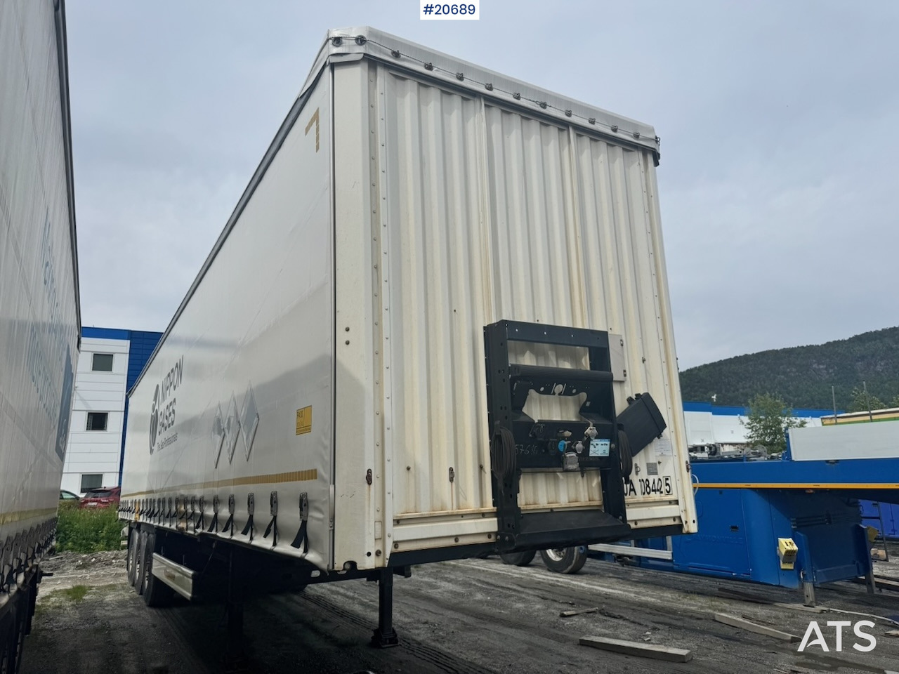 Semi-reboque de lona Kaessbohrer Kapelltralle: foto 6