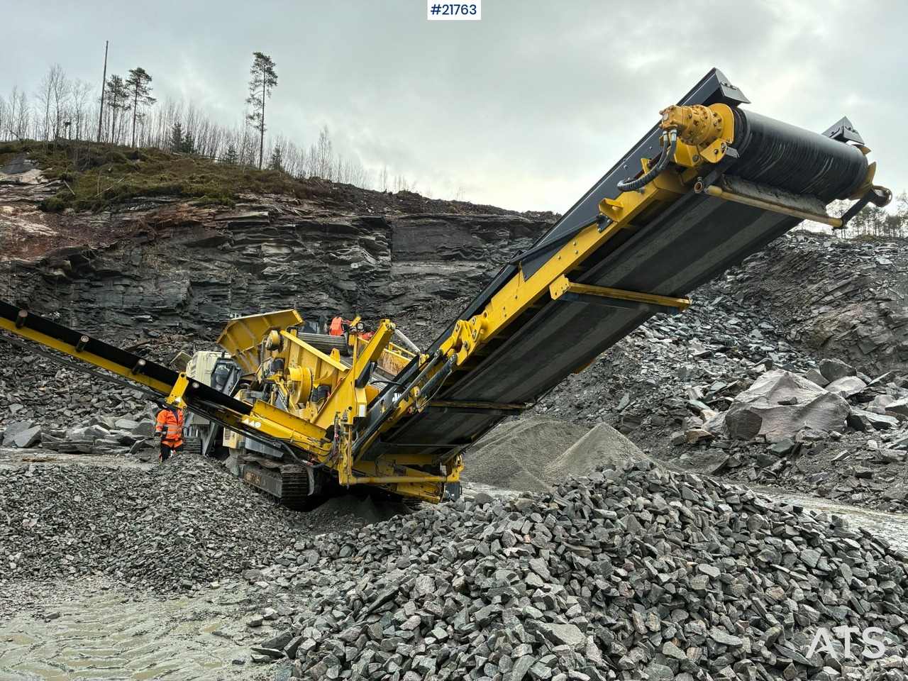 Keestrack 2016 Keestrack K4 2 dekker sikt - Peneira vibratória: foto 4 Keestrack 2016 Keestrack K4 2 dekker sikt - Peneira vibratória: foto 4