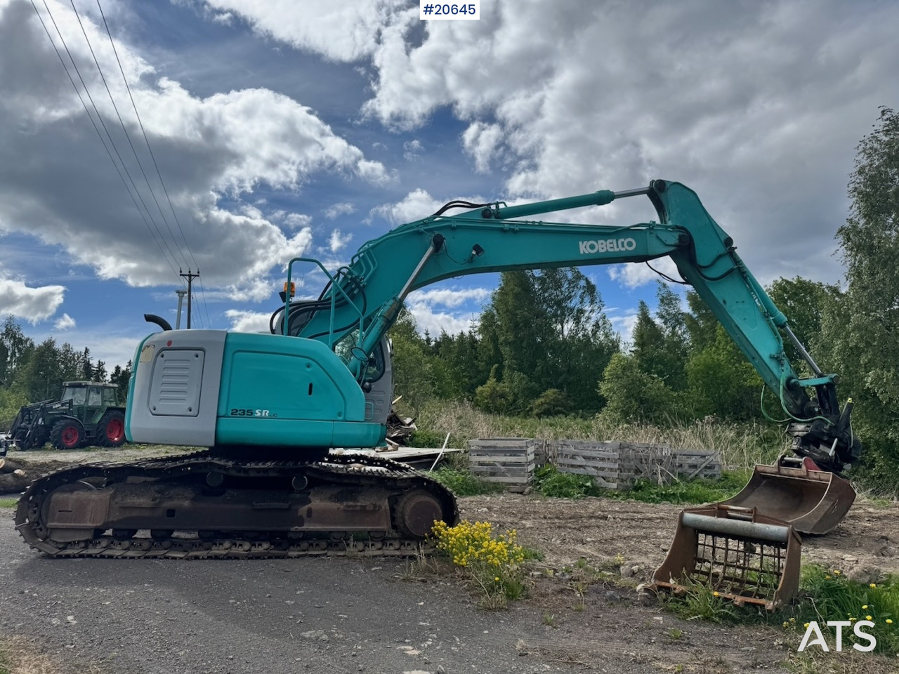 Escavadeira Kobelco SK235SR: foto 6 Escavadeira Kobelco SK235SR: foto 6