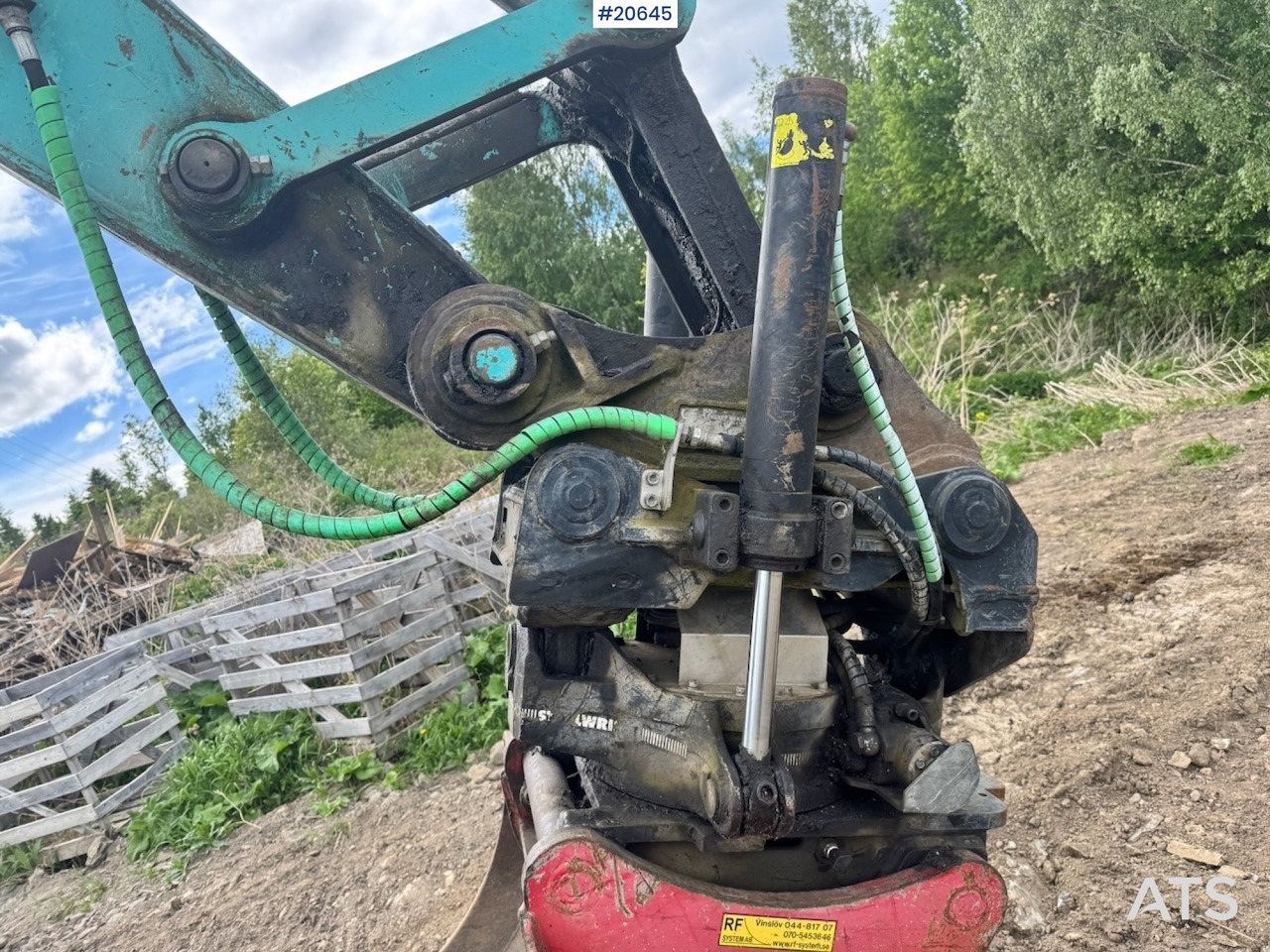 Escavadeira Kobelco SK235SR: foto 27 Escavadeira Kobelco SK235SR: foto 27