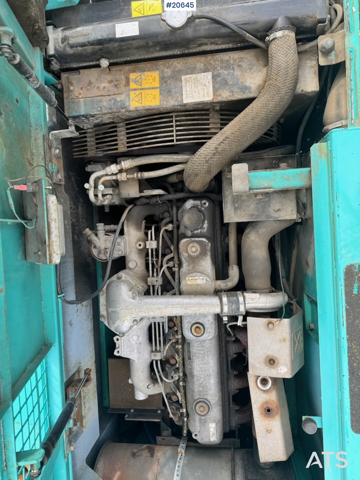 Escavadeira Kobelco SK235SR: foto 40 Escavadeira Kobelco SK235SR: foto 40