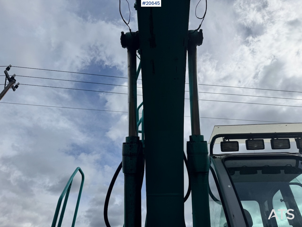 Escavadeira Kobelco SK235SR: foto 29 Escavadeira Kobelco SK235SR: foto 29